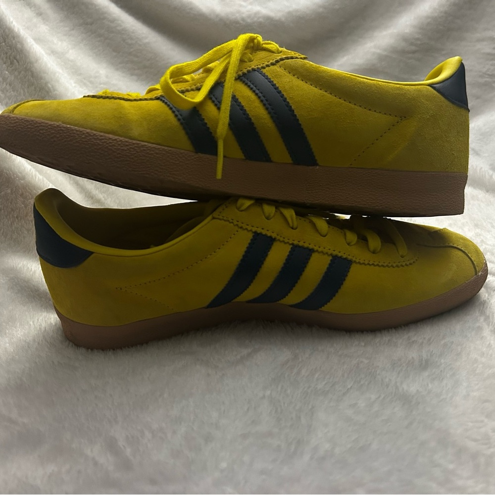 NWOT Adidas Gazelle Men’s Size 8 Suede Yellow Shoes - Picture 5 of 8